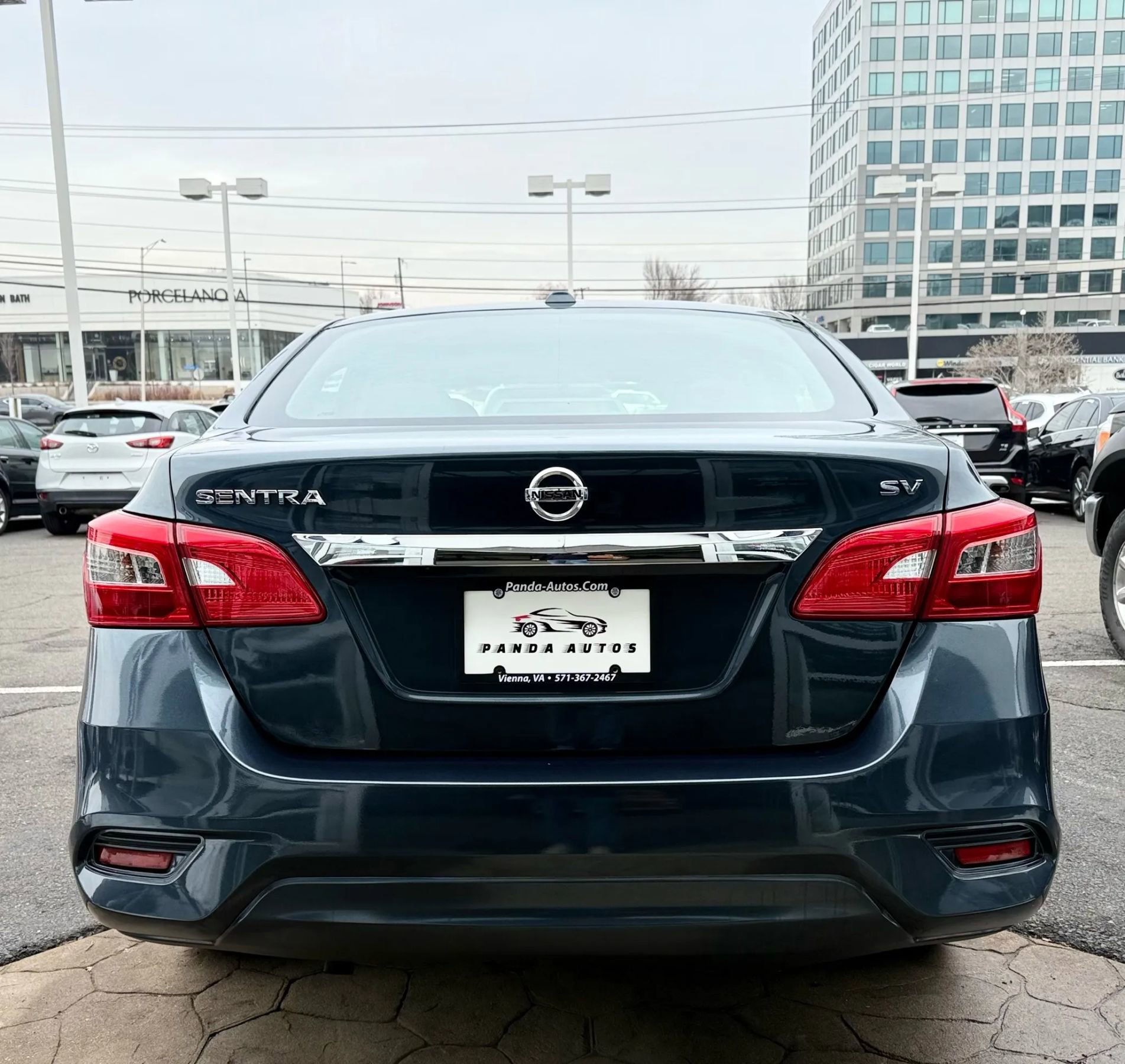 Used 2017 Nissan Sentra SV image 6