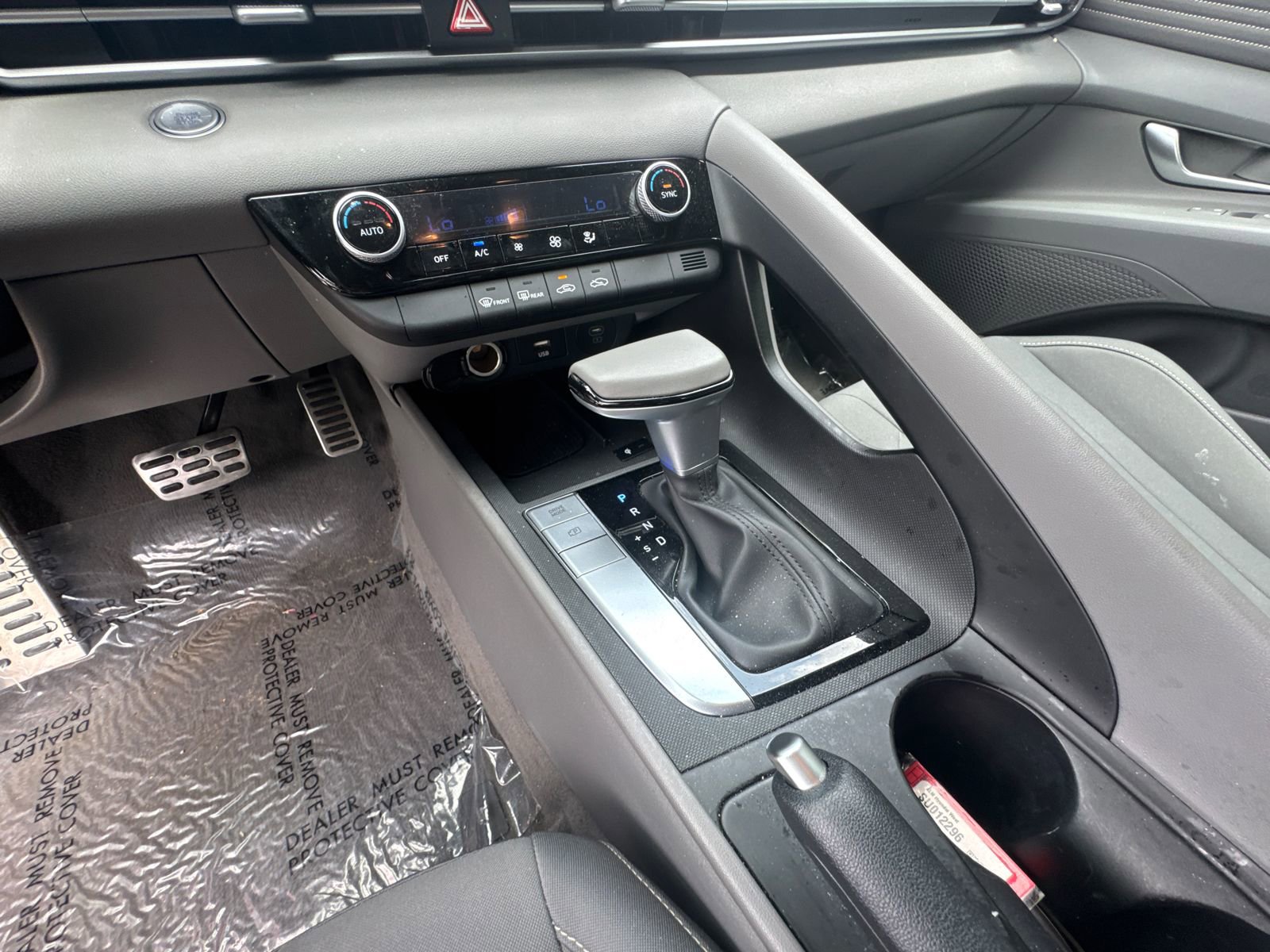 Certified 2025 Hyundai Elantra Sport FWD image 30
