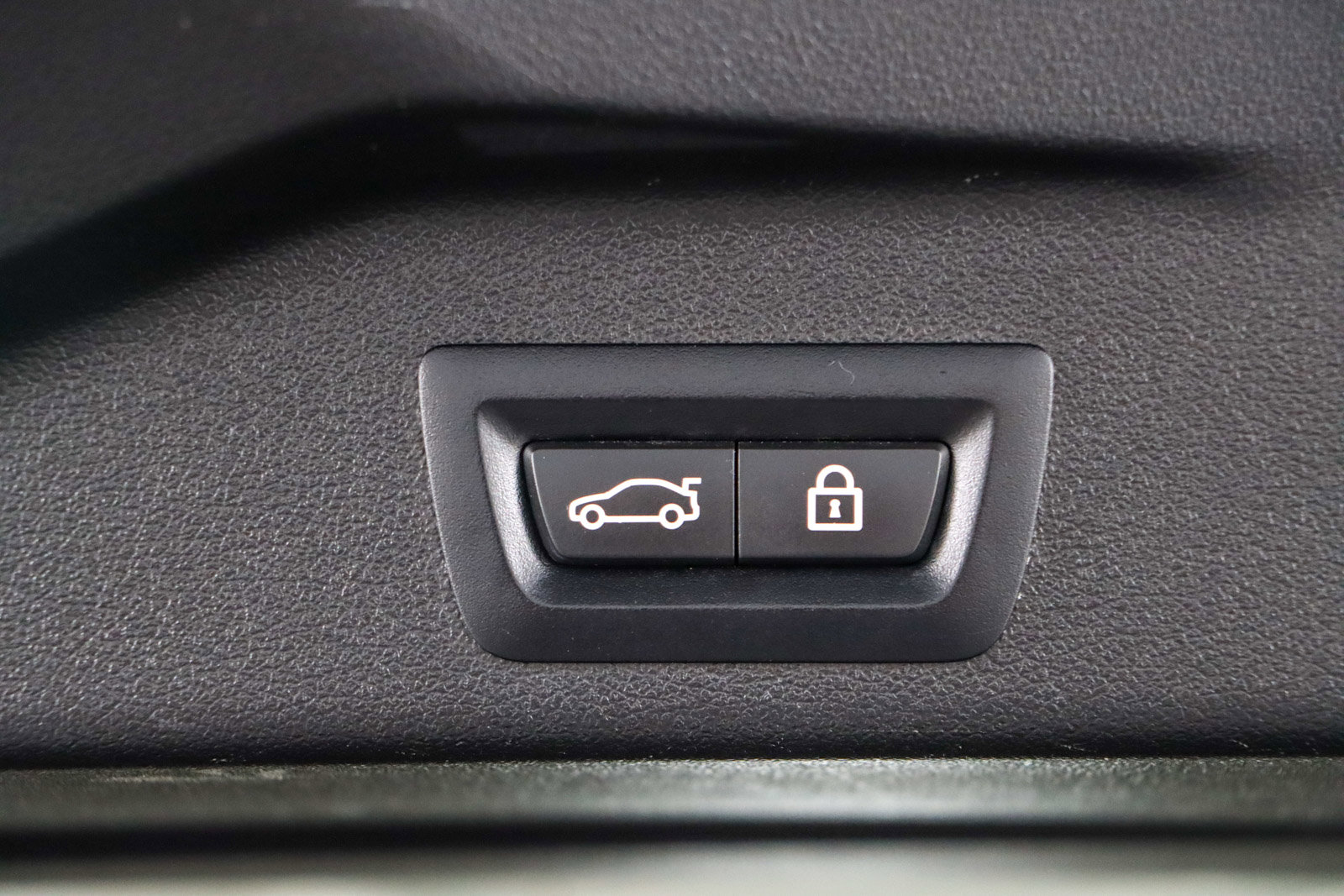 Used 2022 BMW X5 sDrive40i w/ Parking Assistance Package RWD image 30