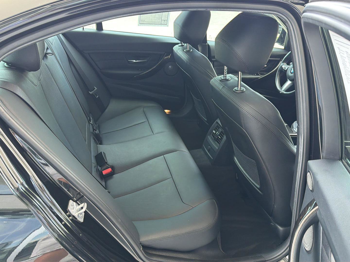 Used 2015 BMW 335i Sedan RWD image 12