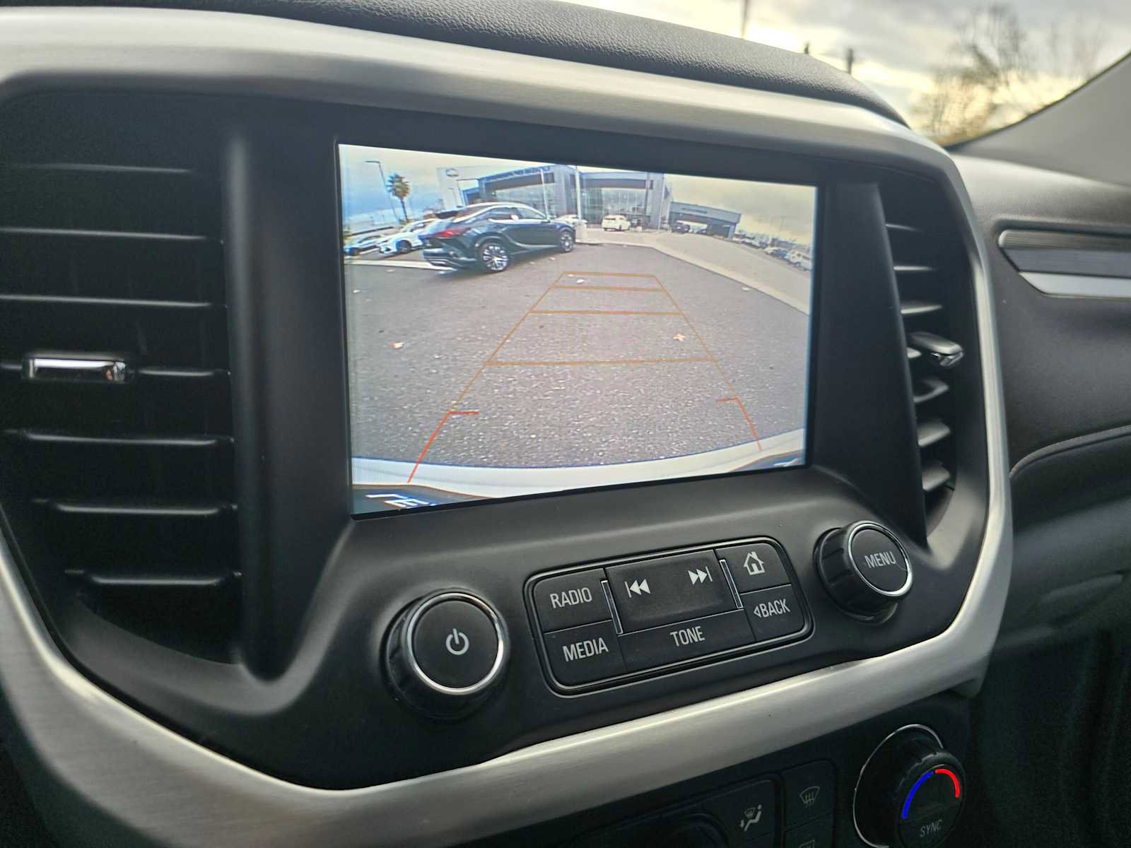 Used 2019 GMC Acadia SLT image 30