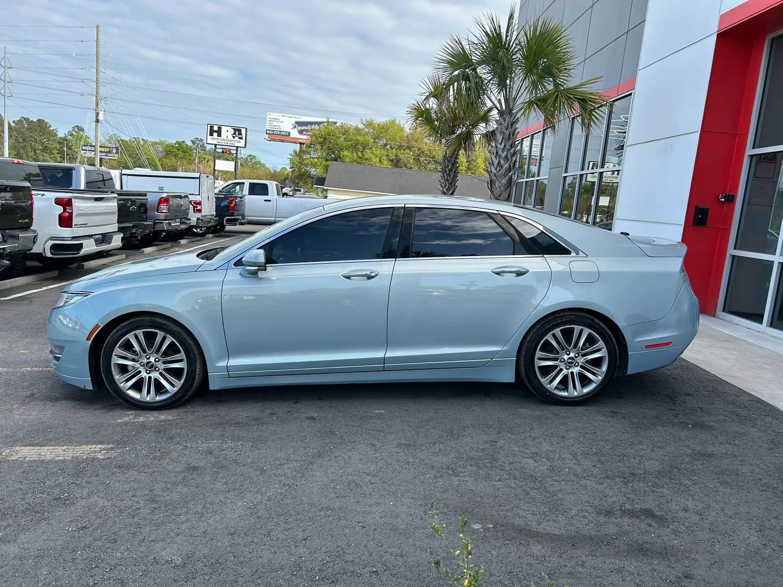 Used 2014 Lincoln MKZ Hybrid image 7