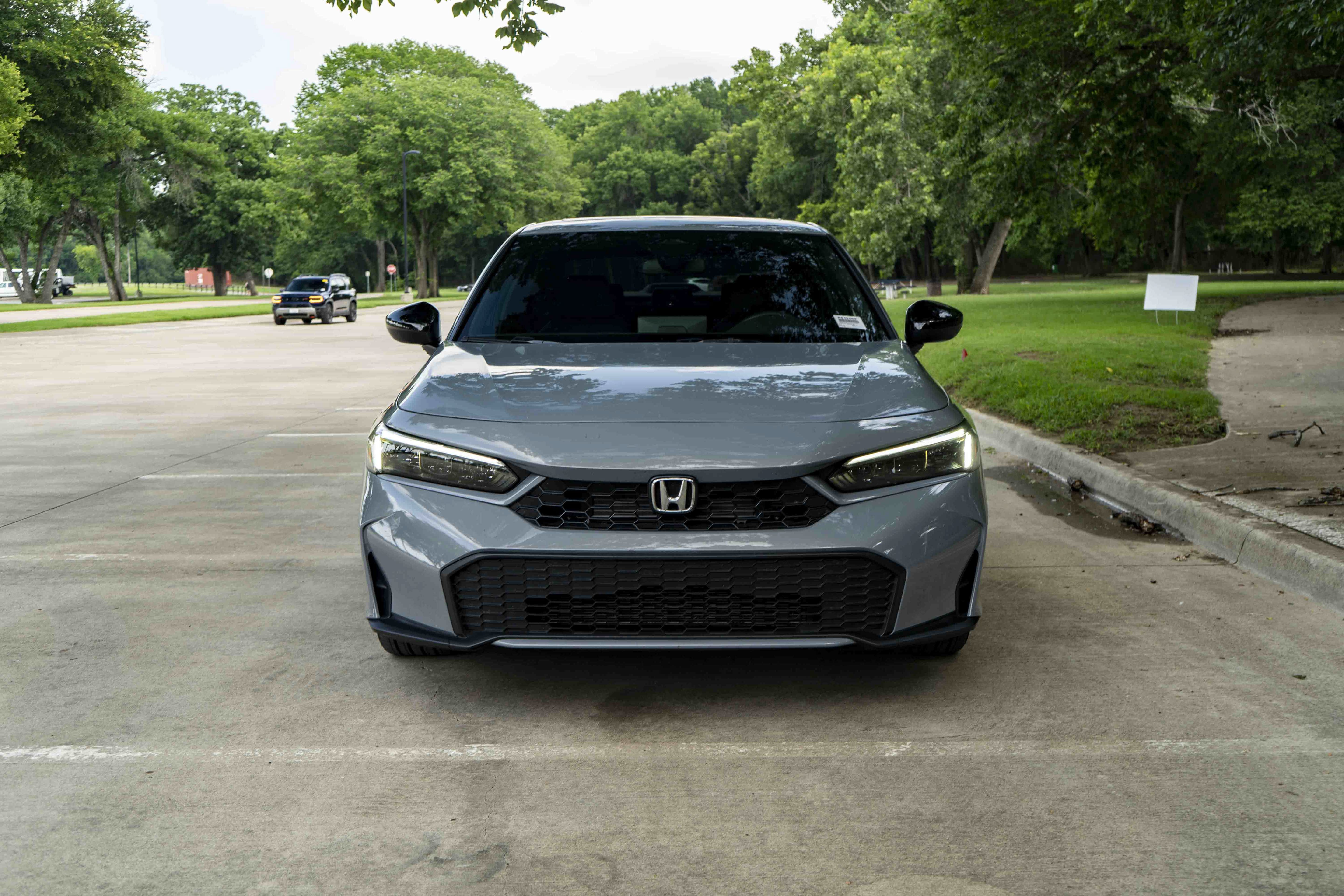 Certified 2025 Honda Civic FWD Hybrid Sedan image 3
