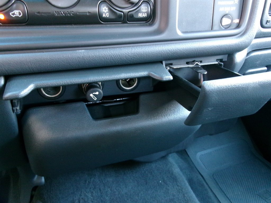 Used 1999 Chevrolet Silverado 1500 LS w/ Firm Ride Suspension Pkg RWD image 27