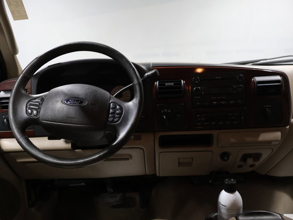 Used 2006 Ford F250 Lariat image 16