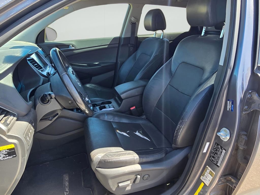 Used 2016 Hyundai Tucson Limited w/ Option Group 03 AWD/4WD image 10