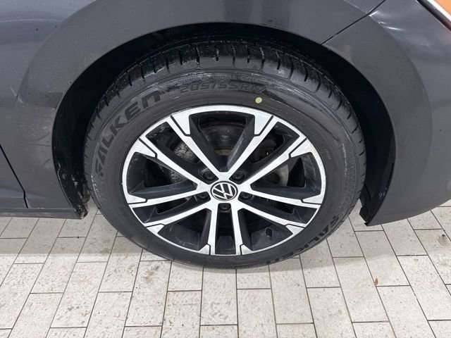 Certified 2023 Volkswagen Jetta Sport image 30