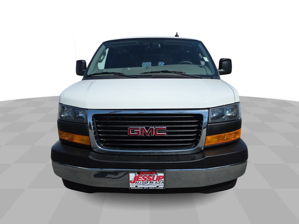 Used 2024 GMC Savana 2500 w/ Driver Convenience Package RWD image 3