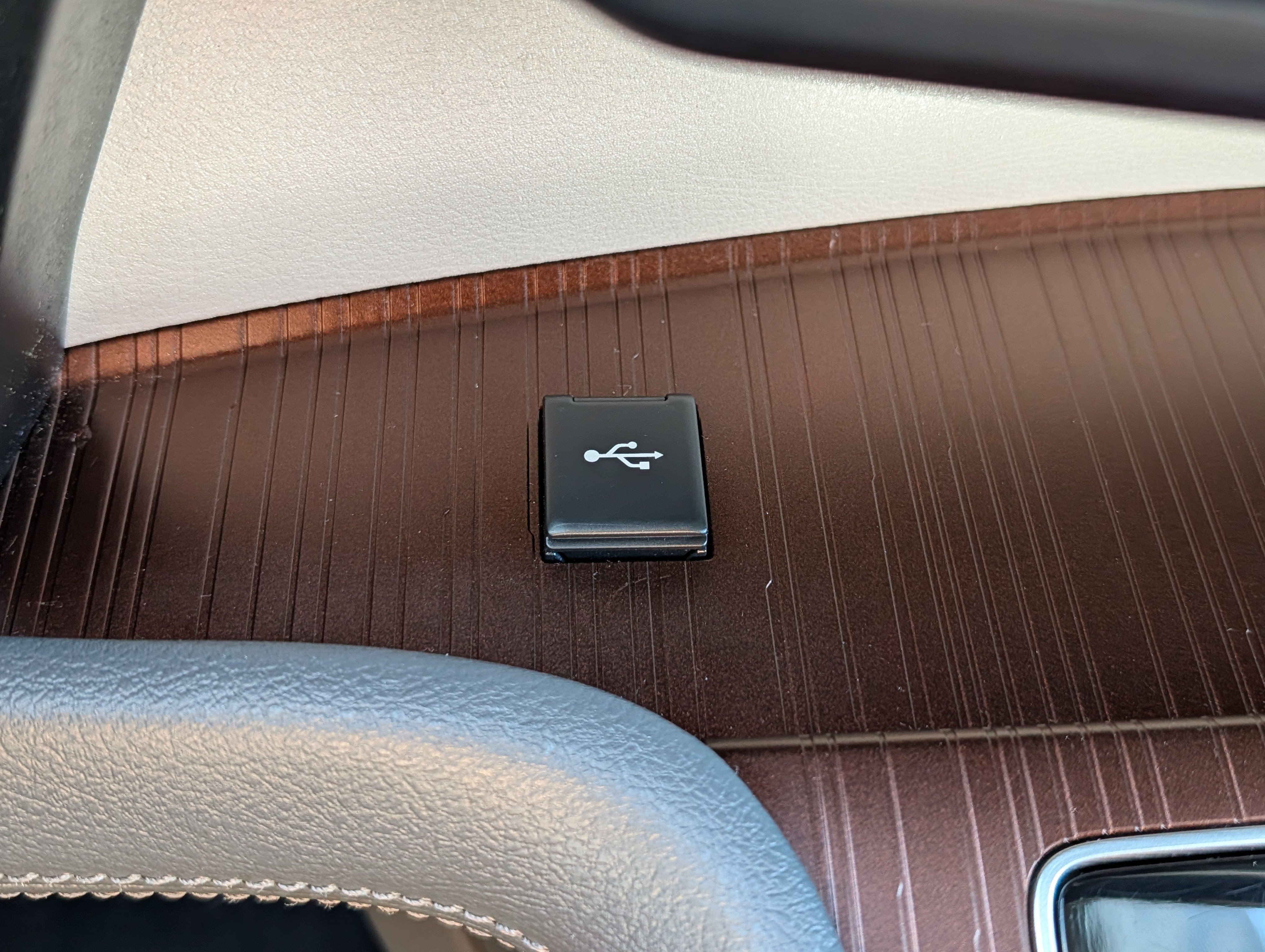 Used 2022 Toyota Sienna LE FWD image 33