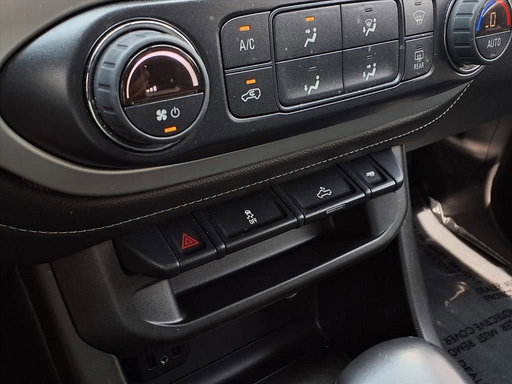 Used 2022 GMC Canyon Elevation w/ Trailering Package image 11