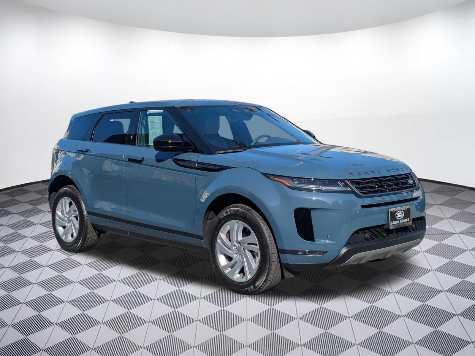 Used 2026 Land Rover Range Rover Evoque S AWD/4WD image 7