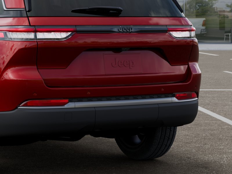 New 2027 Jeep Grand Cherokee Limited RWD image 13