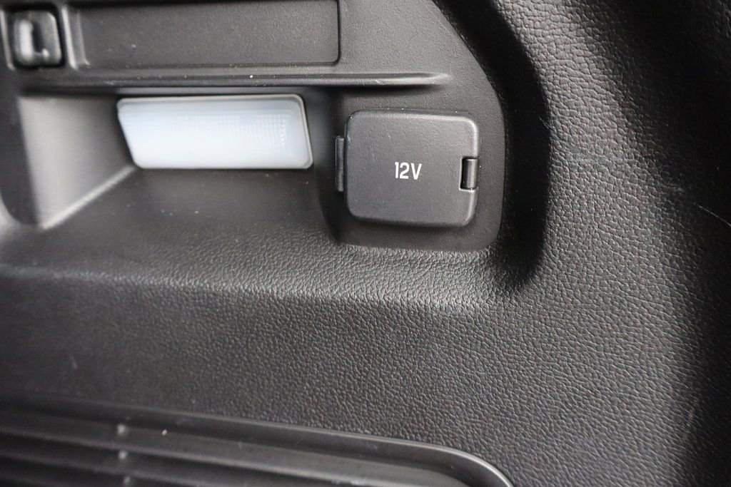 Used 2020 Ford Explorer XLT w/ Equipment Group 202A image 27