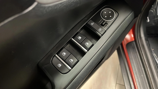 Used 2023 Kia Soul LX FWD image 13