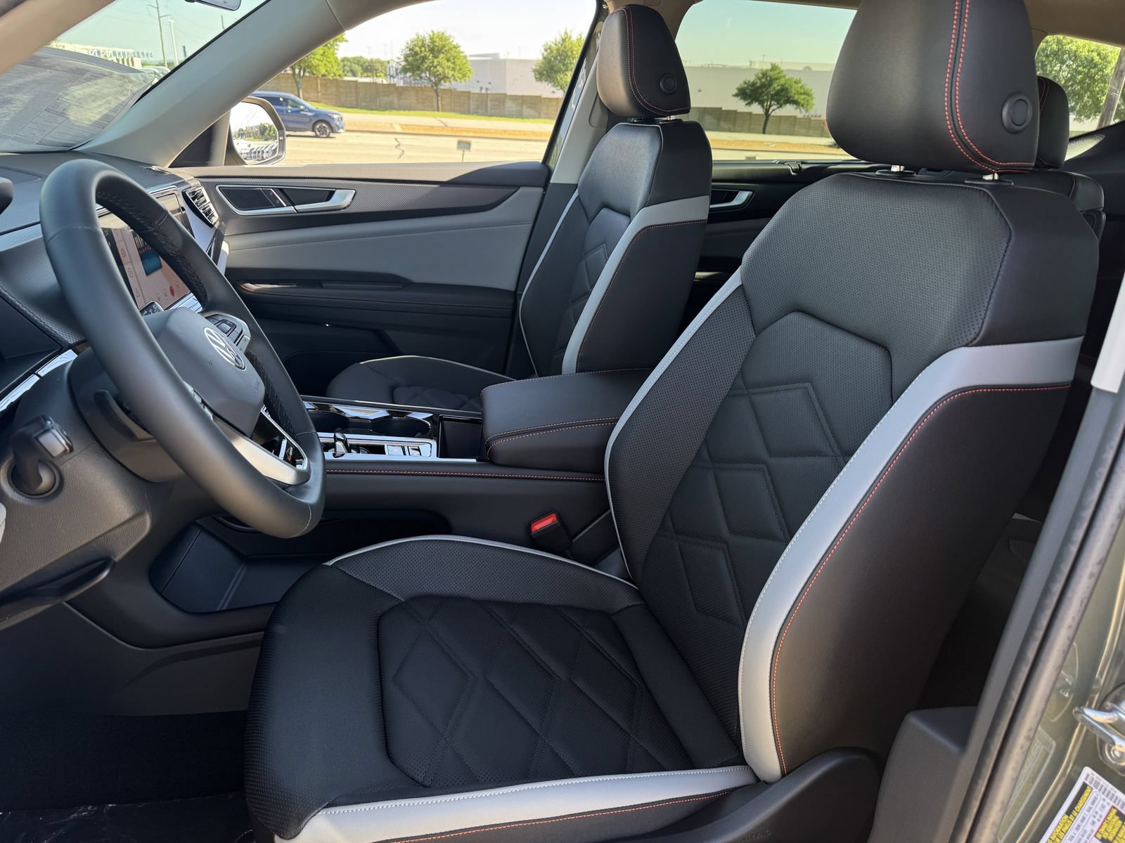 New 2026 Volkswagen Atlas Peak Edition AWD/4WD image 28