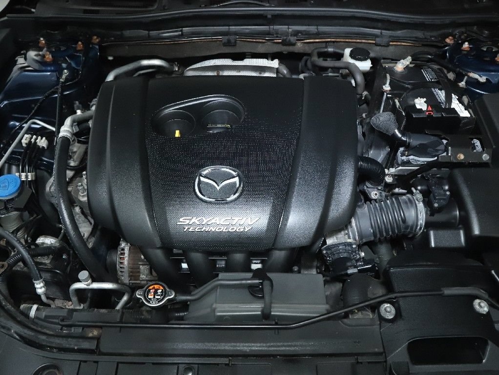 Used 2016 MAZDA MAZDA3 i Sport FWD image 34