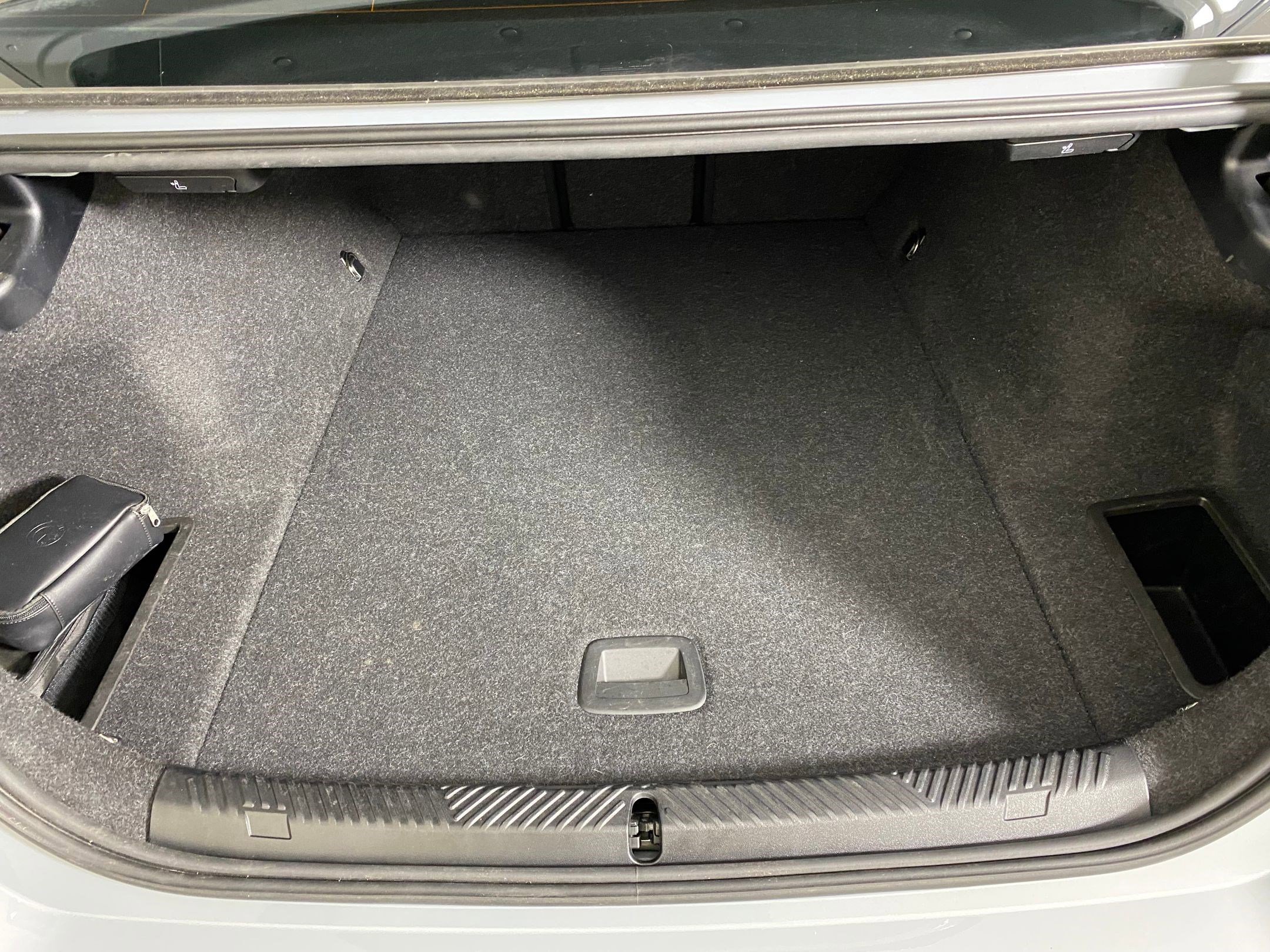 Certified 2025 BMW i5 xDrive40 w/ M Sport Package image 32