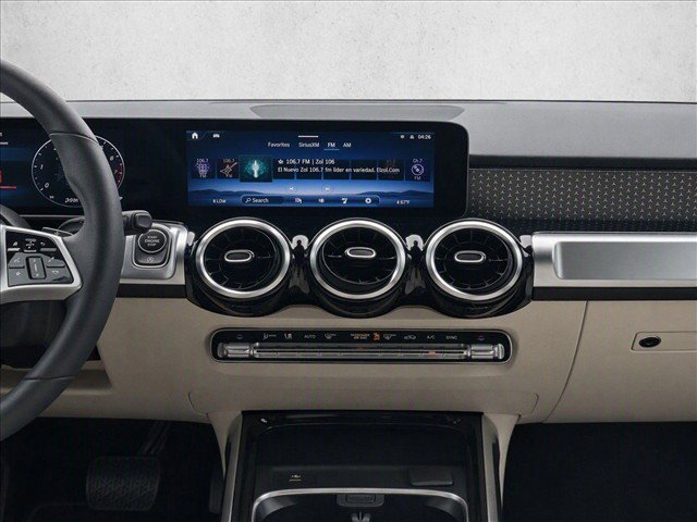 Used 2026 Mercedes-Benz GLB 250 image 24