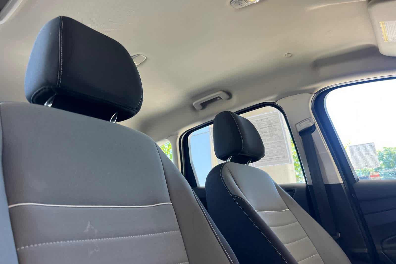 Used 2015 Ford C-MAX SE FWD image 18