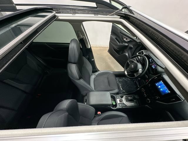 Used 2019 Subaru Forester Premium AWD/4WD image 6