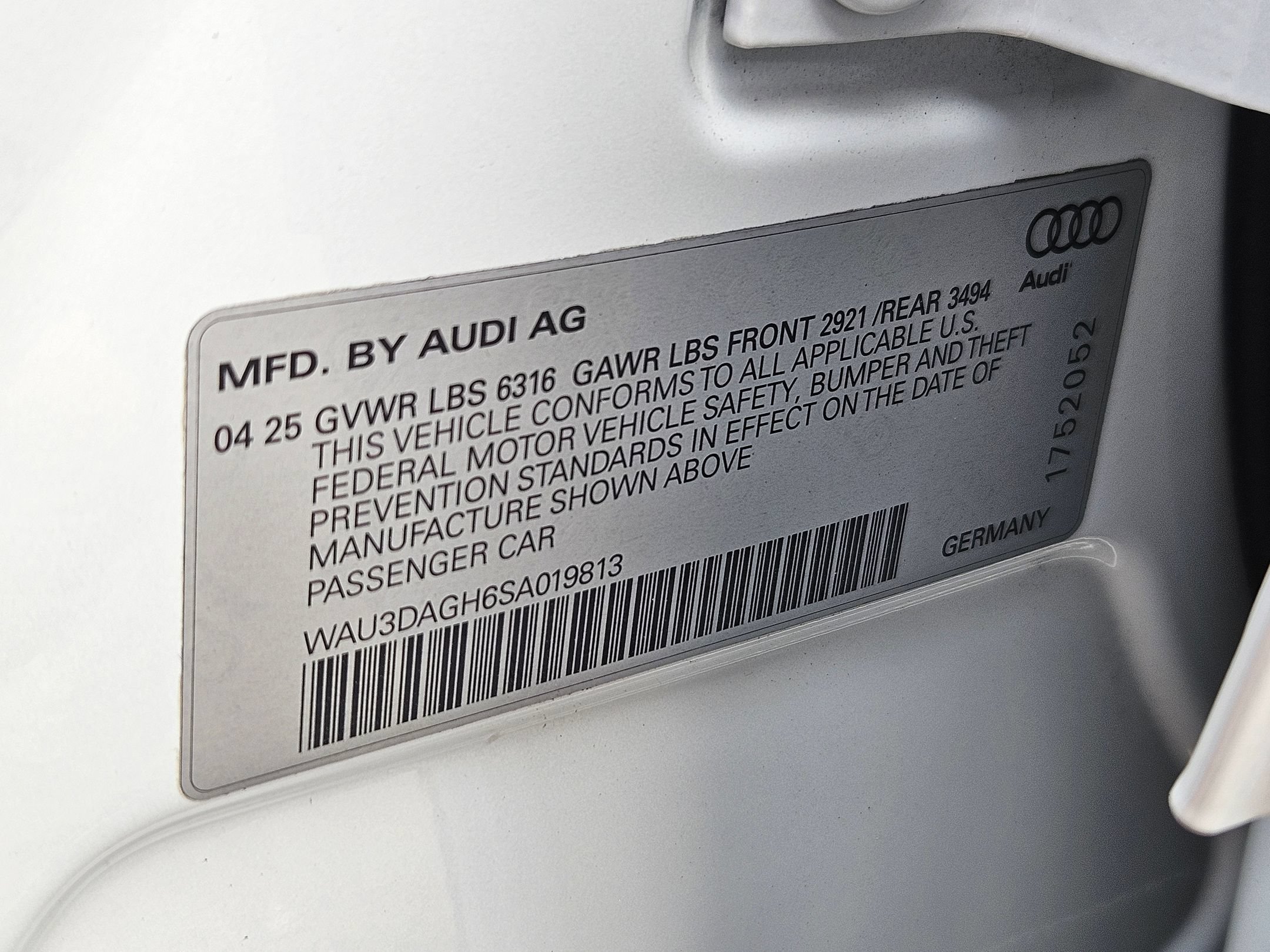 Used 2025 Audi A6 e-tron Prestige AWD/4WD image 33