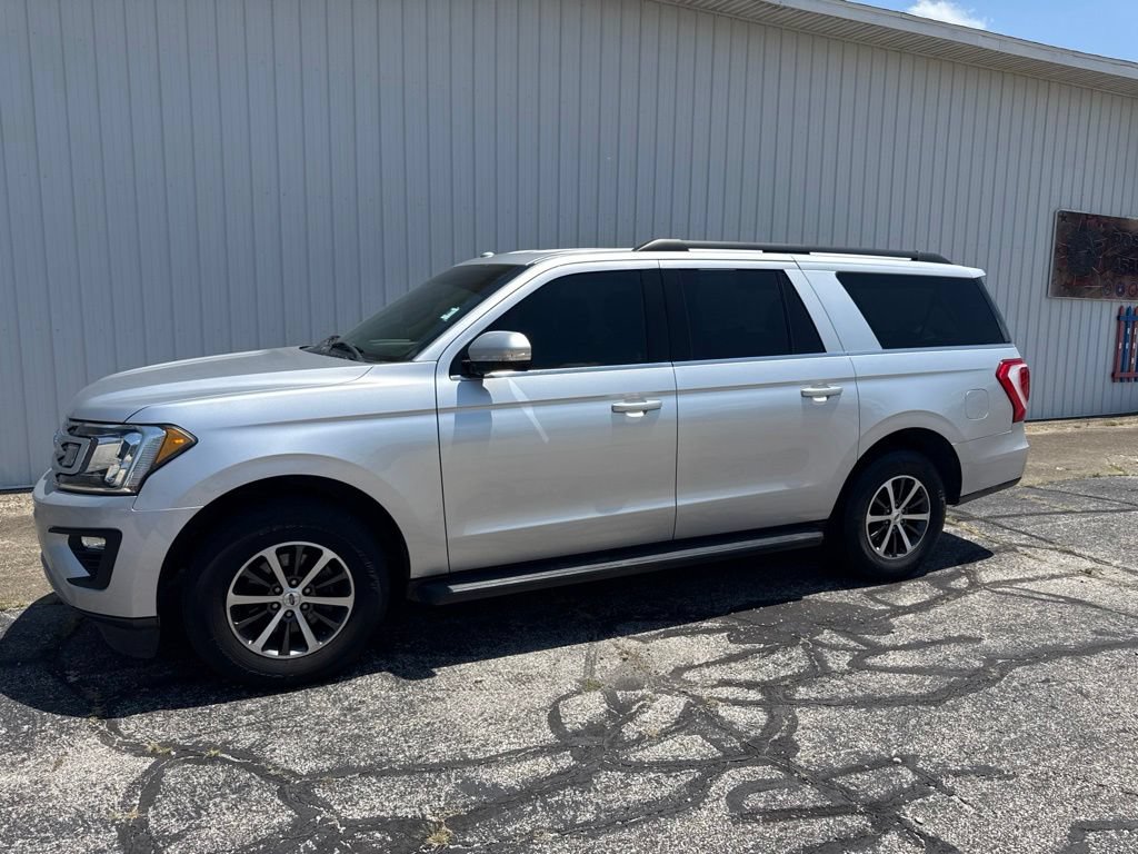 Used 2019 Ford Expedition Max XLT AWD/4WD image 2