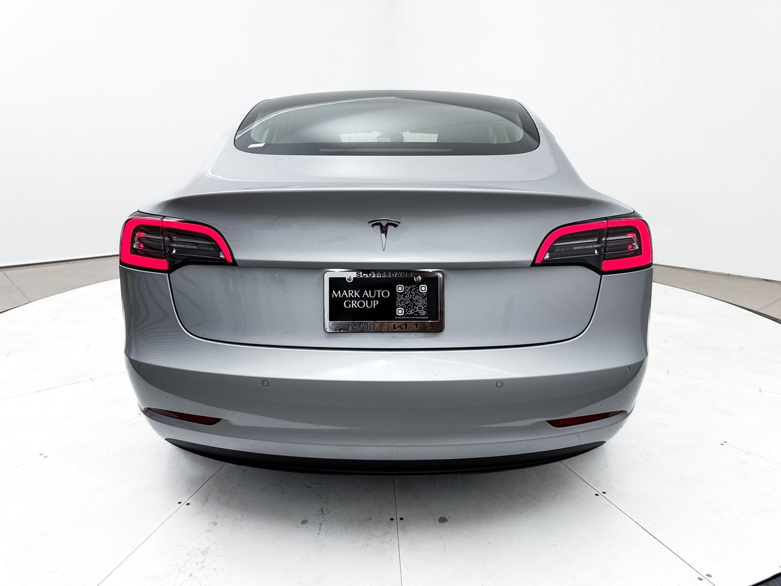 Used 2018 Tesla Model 3 Long Range image 15