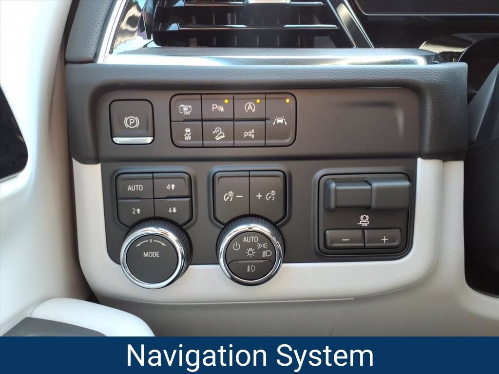 New 2026 Chevrolet Suburban Premier AWD/4WD image 15