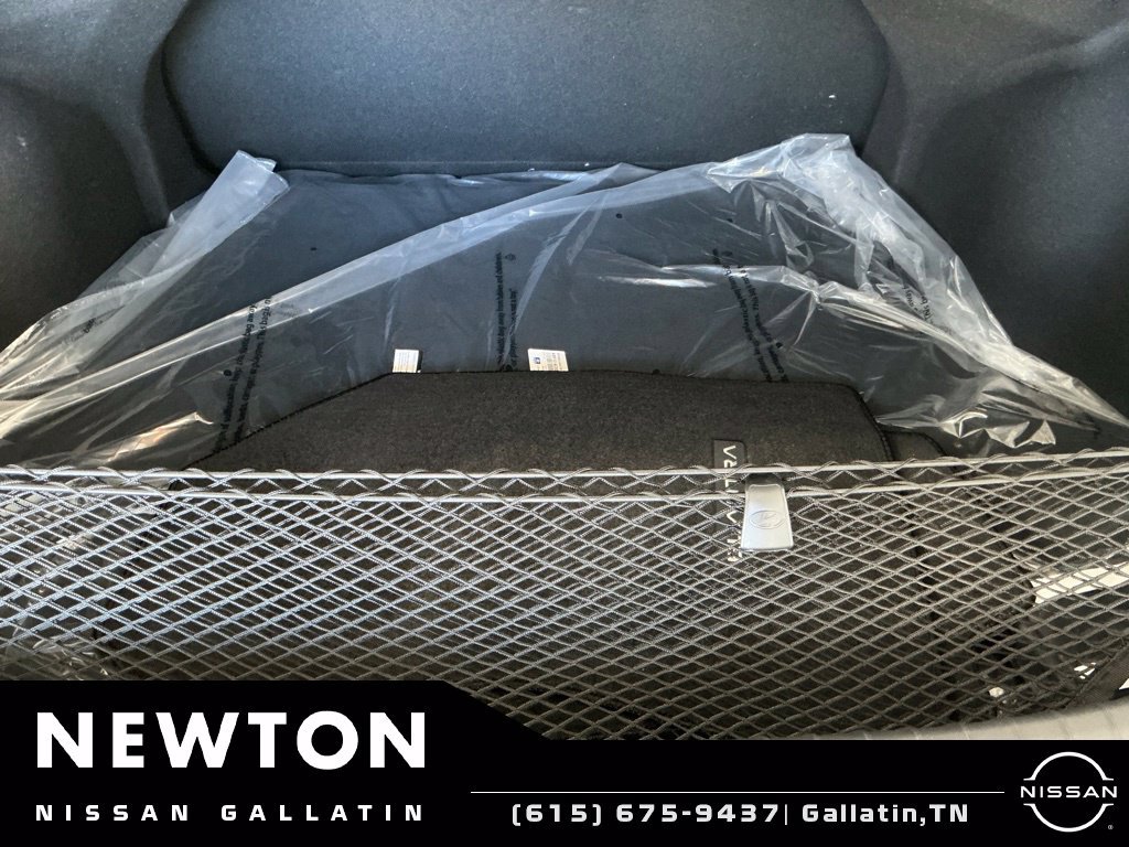 Used 2025 Hyundai Elantra Sport FWD image 17