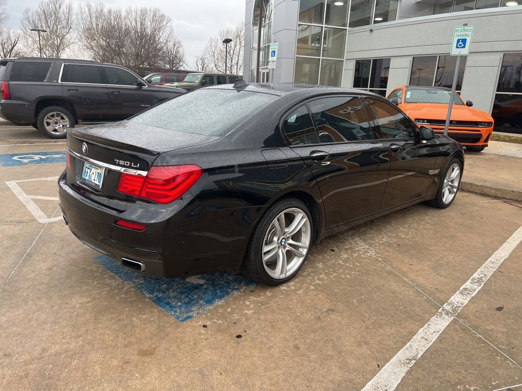 Used 2011 BMW 750Li image 3