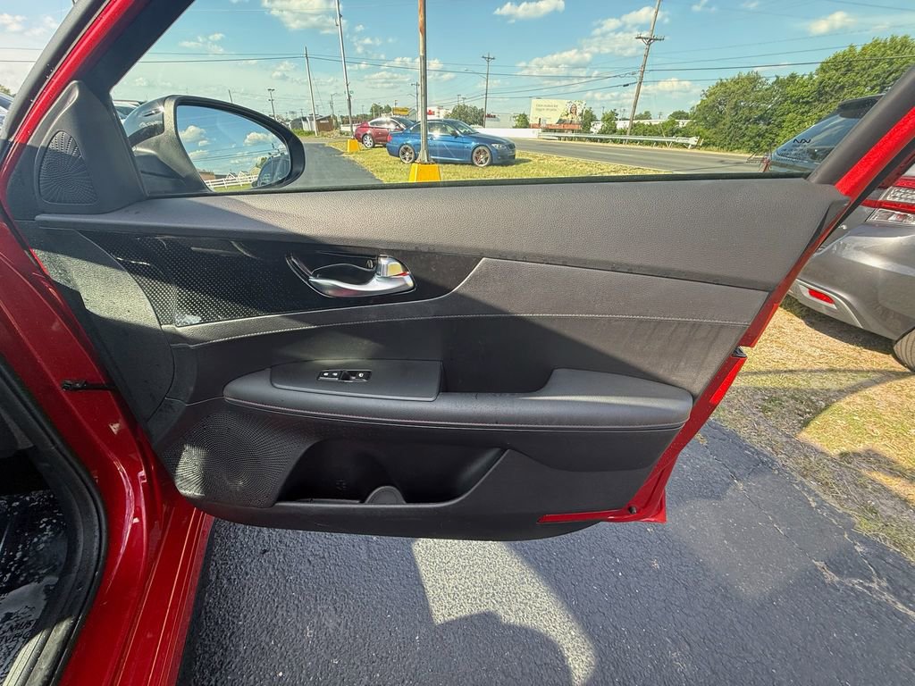 Used 2024 Kia Forte GT w/ GT2 Package FWD image 22