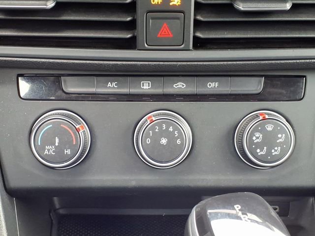 Used 2023 Volkswagen Jetta Sport image 28