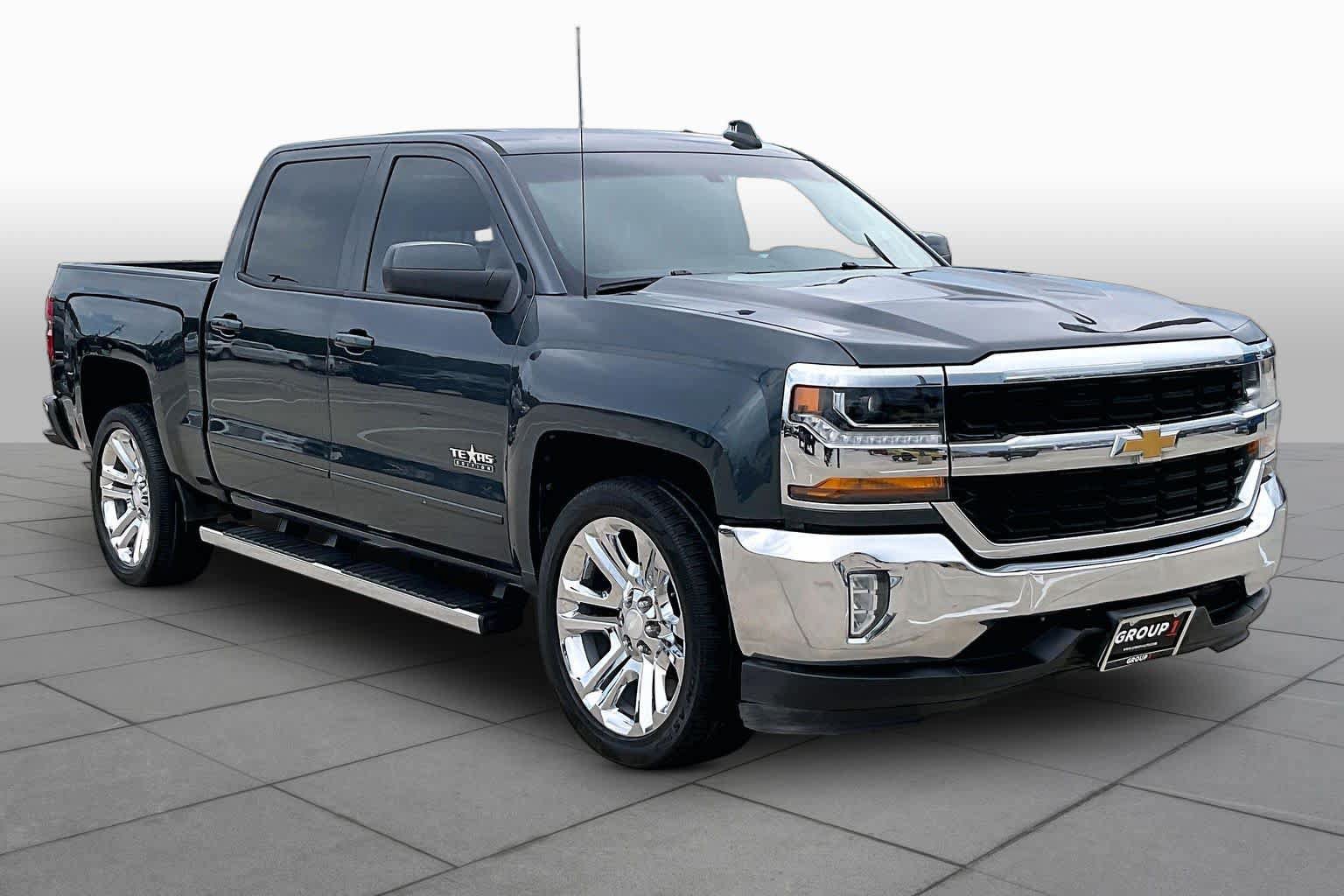 Used 2018 Chevrolet Silverado 1500 LT w/ Texas Edition RWD image 3