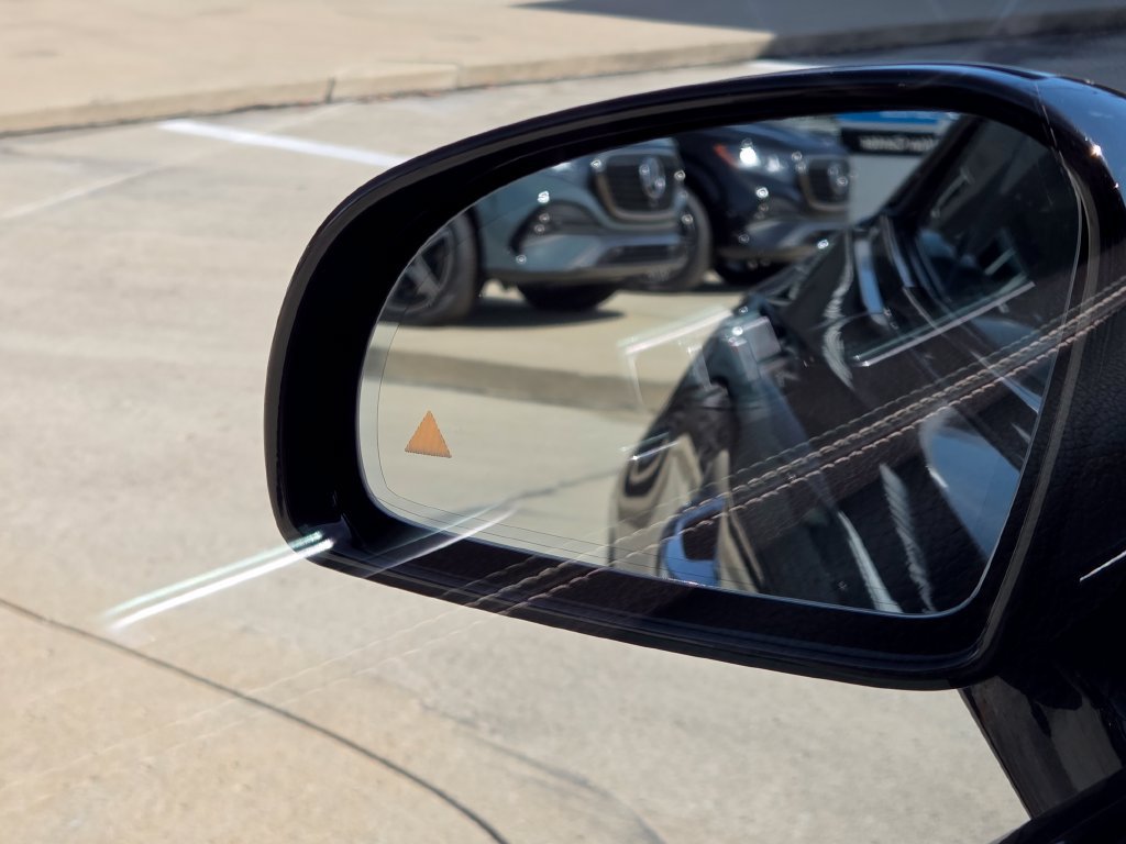 Used 2013 Mercedes-Benz SL 550 image 8
