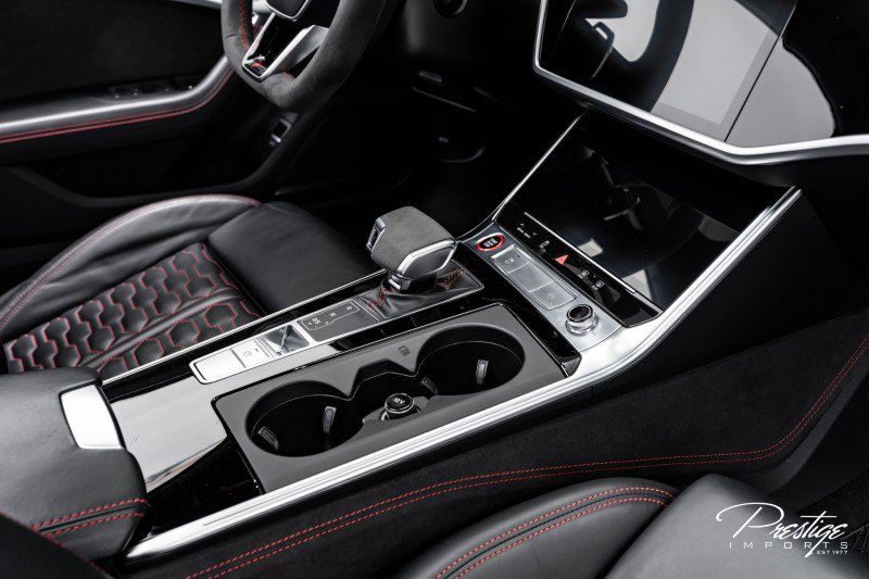 Used 2022 Audi RS 6 w/ Executive Package image 50