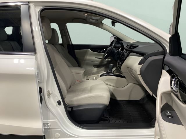Certified 2022 Nissan Rogue Sport SL AWD/4WD image 30