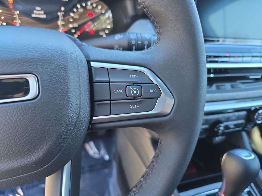 New 2026 Jeep Compass Latitude AWD/4WD image 19