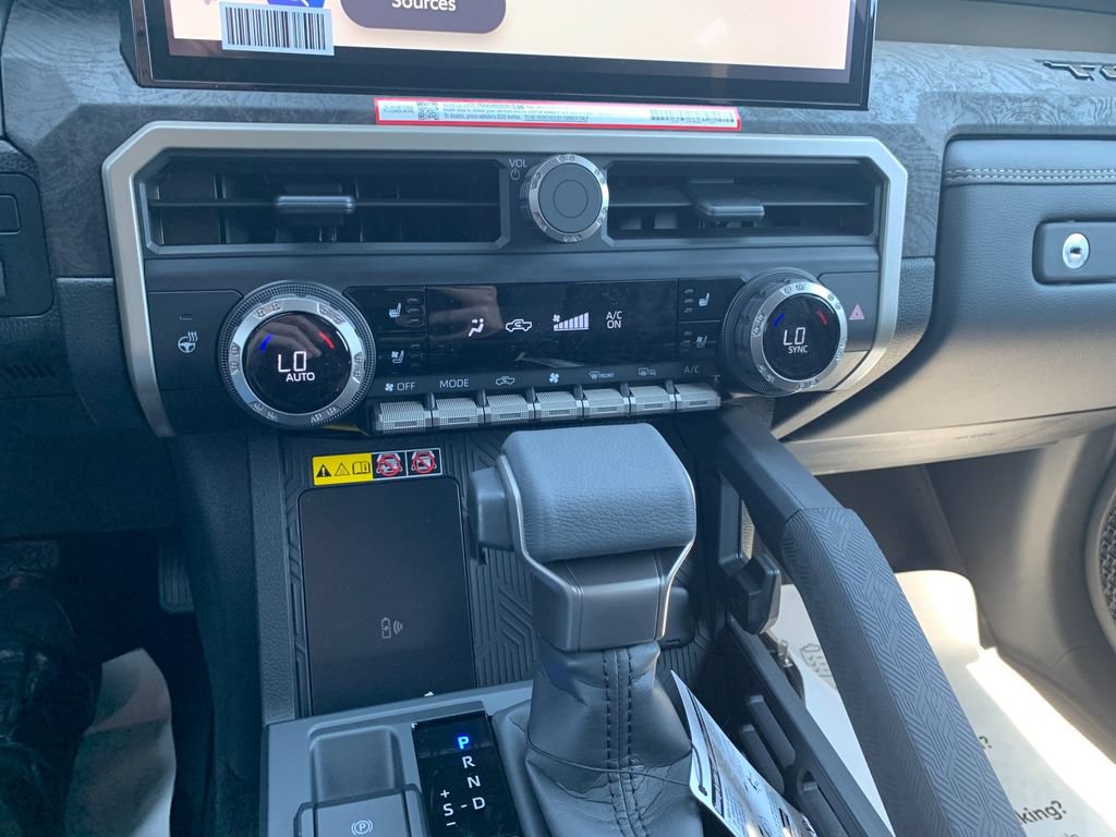 New 2026 Toyota Tacoma Limited AWD/4WD image 21