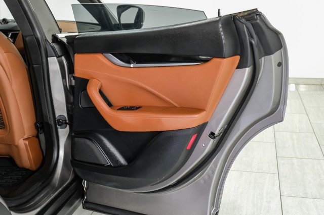 Used 2017 Maserati Levante S image 43