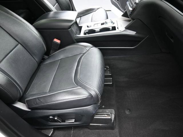 Used 2020 Ford Explorer ST w/ ST Street Pack image 29