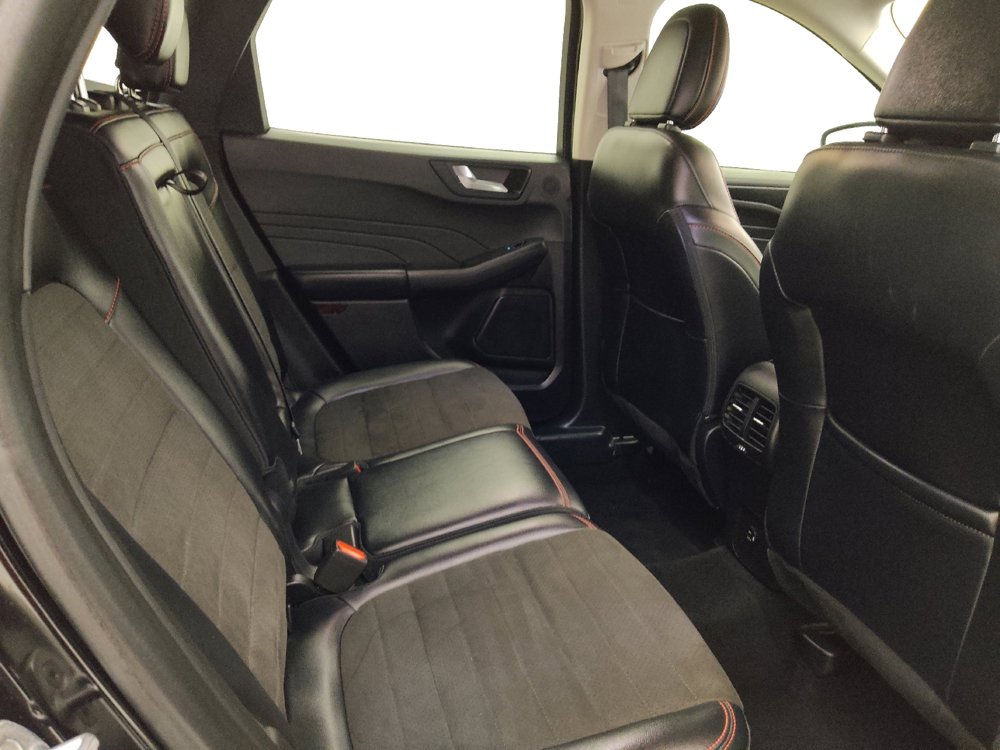 Used 2021 Ford Escape SEL w/ SEL Stealth AWD Package image 19