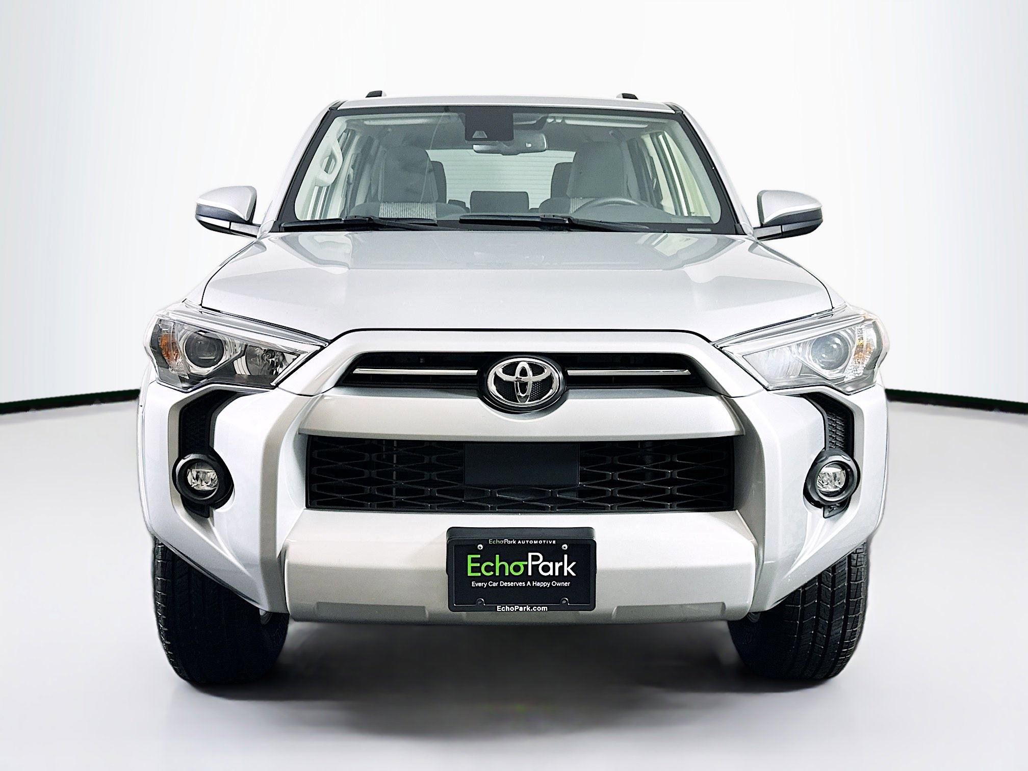 Used 2024 Toyota 4Runner SR5 image 2