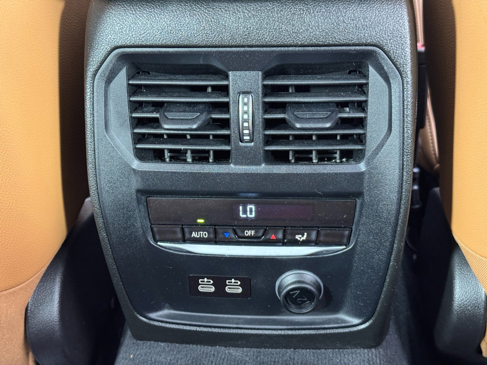 Used 2020 BMW 330i xDrive Sedan w/ Premium Package image 31