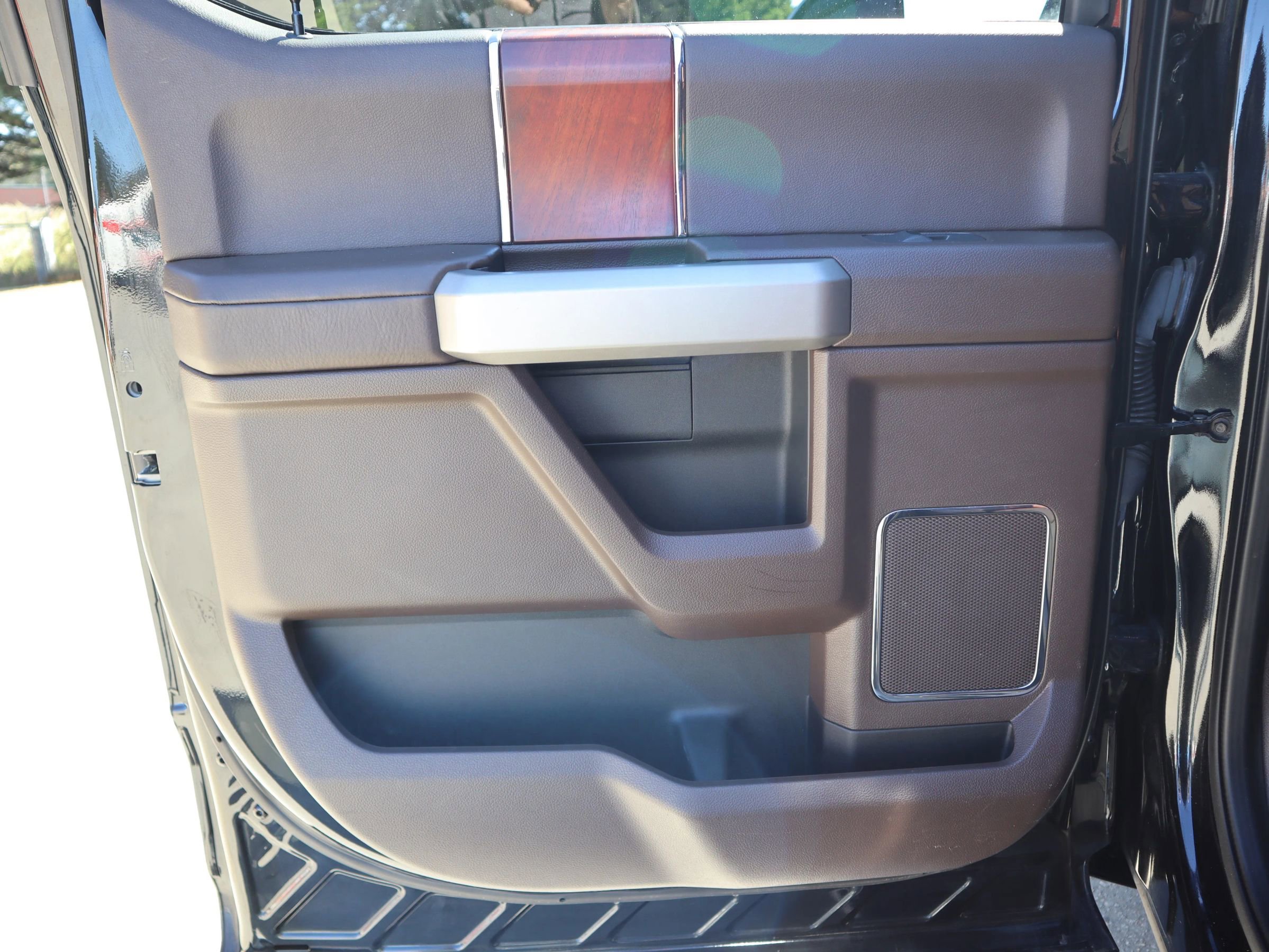 Used 2021 Ford F350 King Ranch w/ King Ranch Ultimate Package image 31