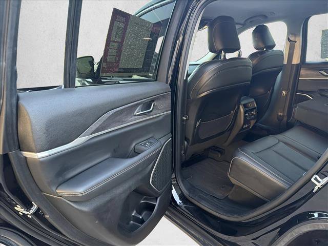Used 2022 Jeep Grand Cherokee Limited RWD image 19