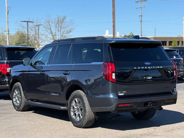 Used 2025 Ford Expedition Active image 44