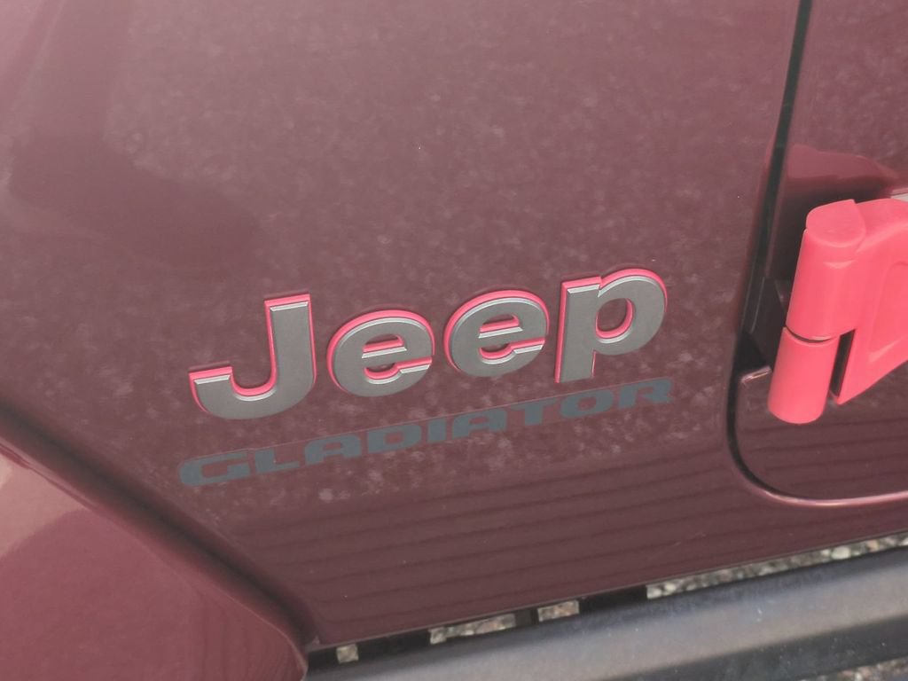 Used 2021 Jeep Gladiator Rubicon AWD/4WD image 13