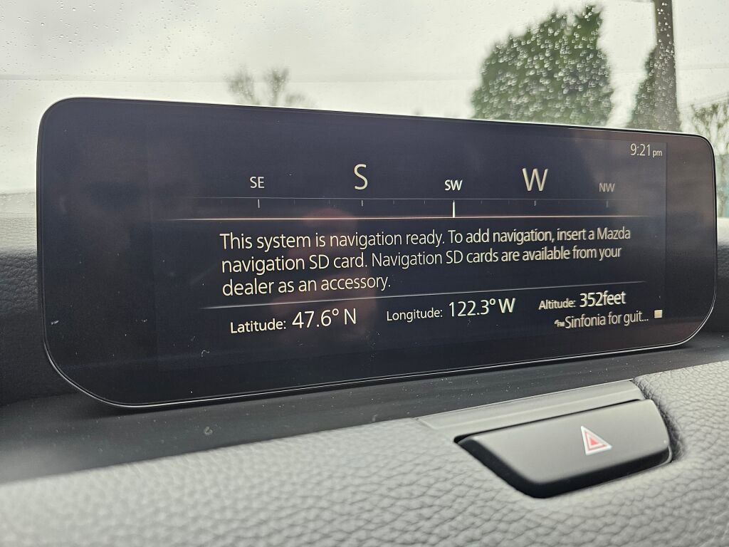 Certified 2024 MAZDA CX-90 Plug-In Hybrid w/ Preferred image 33