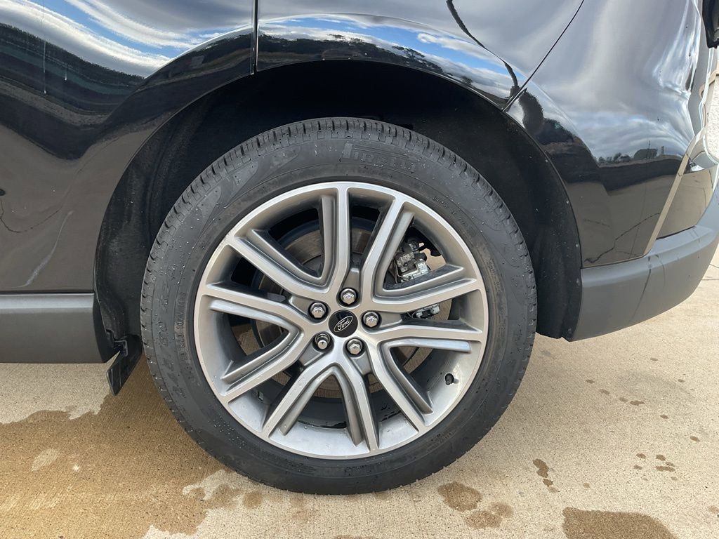 Used 2024 Ford Edge Titanium w/ Equipment Group 301A image 6