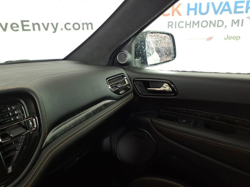 Used 2025 Dodge Durango R/T AWD/4WD image 24